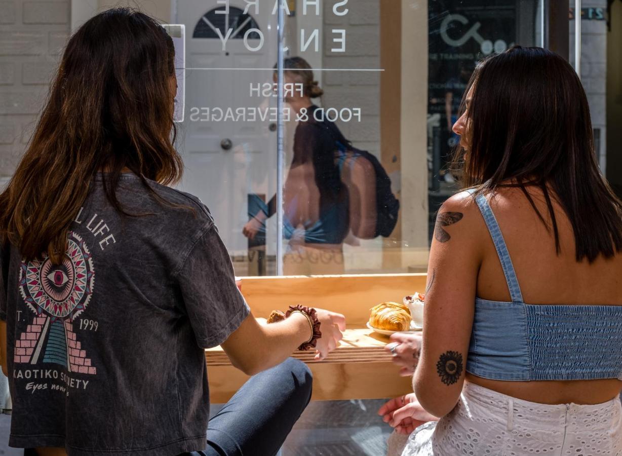 Latroupe Poblenou Beach برشلونة المظهر الخارجي الصورة